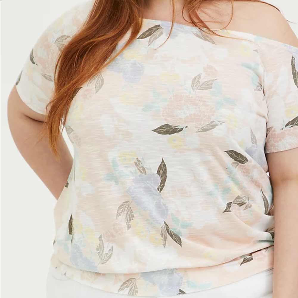 Torrid size 5 NWOT